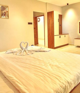 amaze-beach-resort-delux-room2