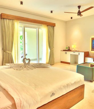amaze-beach-resort-suite-room2
